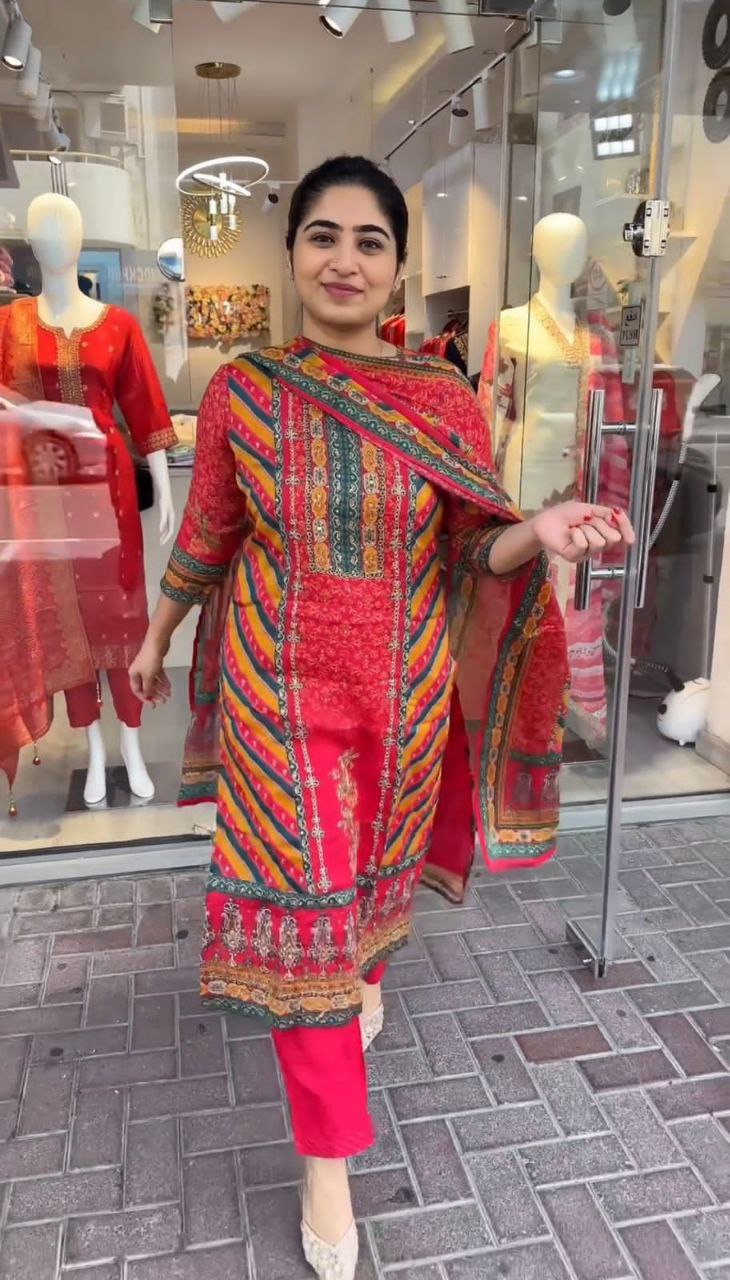 NEW EID COLLECTION 3 PIECE FANCY KURTI WITH PENT AND BEAUTIFUL DUPATTA
