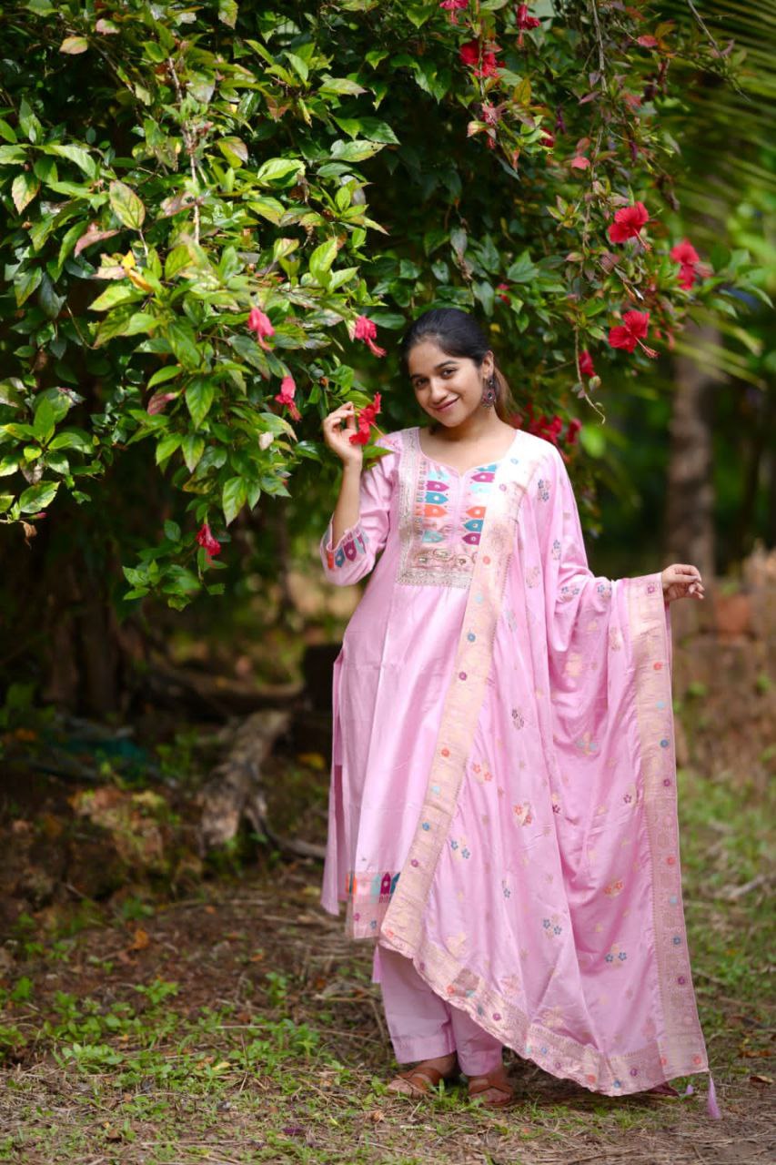 KURTI SET WITH HEAVY BANANA CHANDERI WITH J CARD WEAVING SILK