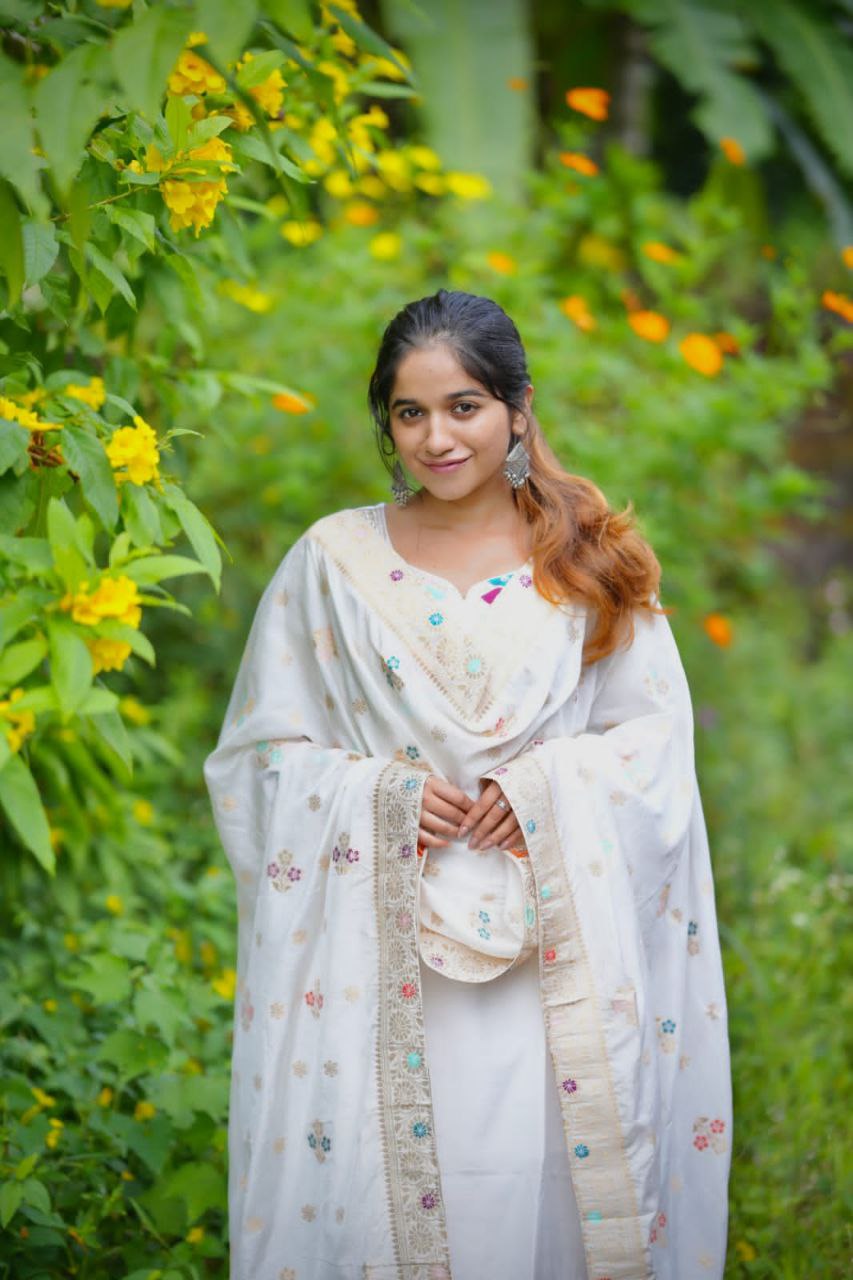 KURTI SET WITH HEAVY BANANA CHANDERI WITH J CARD WEAVING SILK