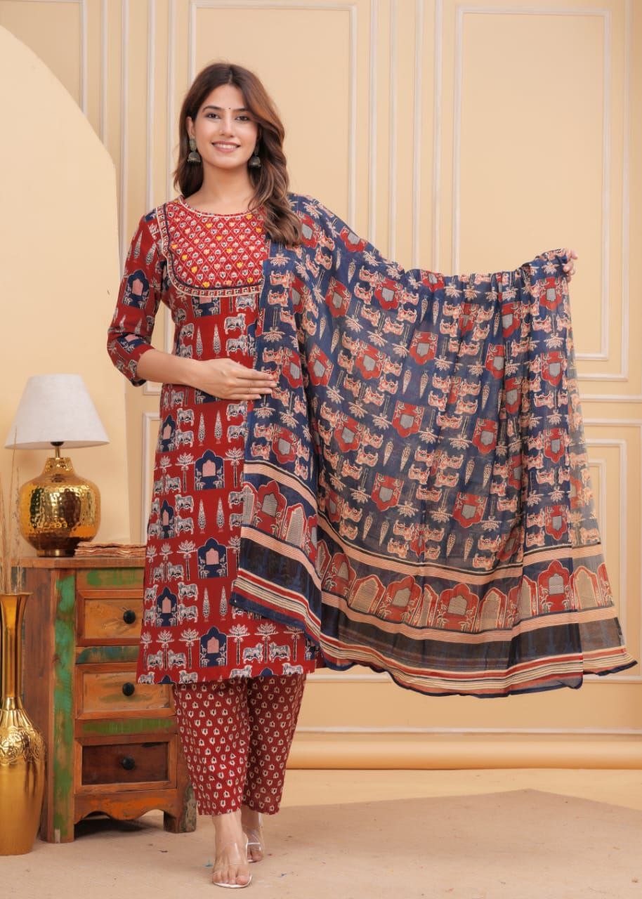 Straight Printed Kurta and Pant Set For Women in Cotton Fabric