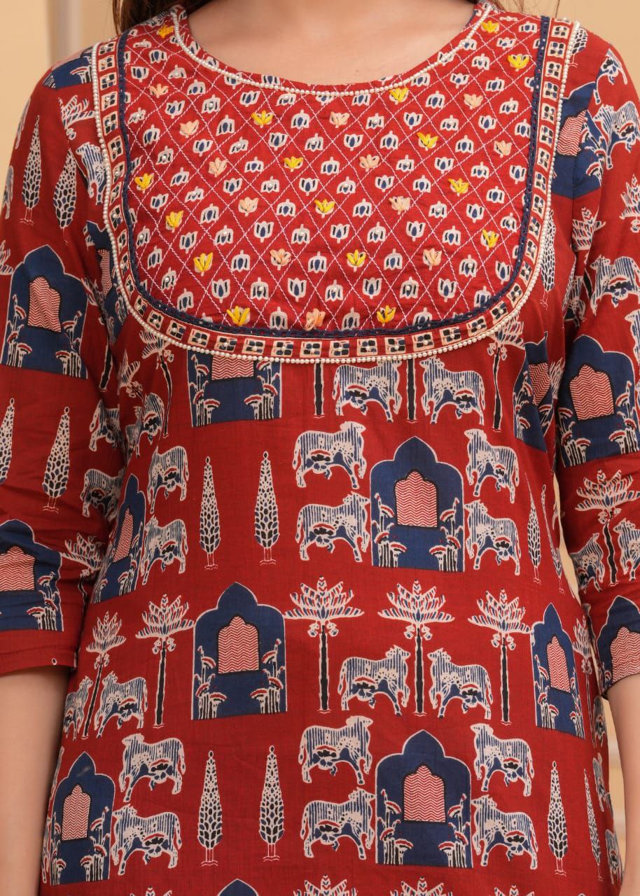 Straight Printed Kurta and Pant Set For Women in Cotton Fabric