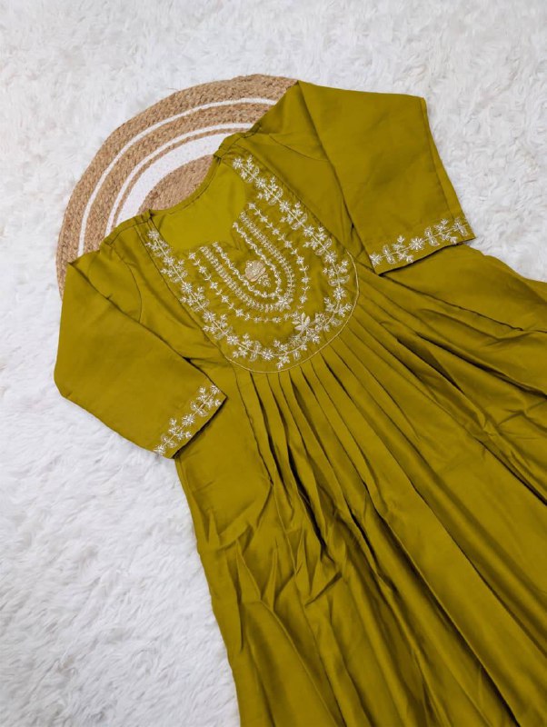 Premium Pure Viscose Chanderi Silk Kurta Set – Sequins Embroidery