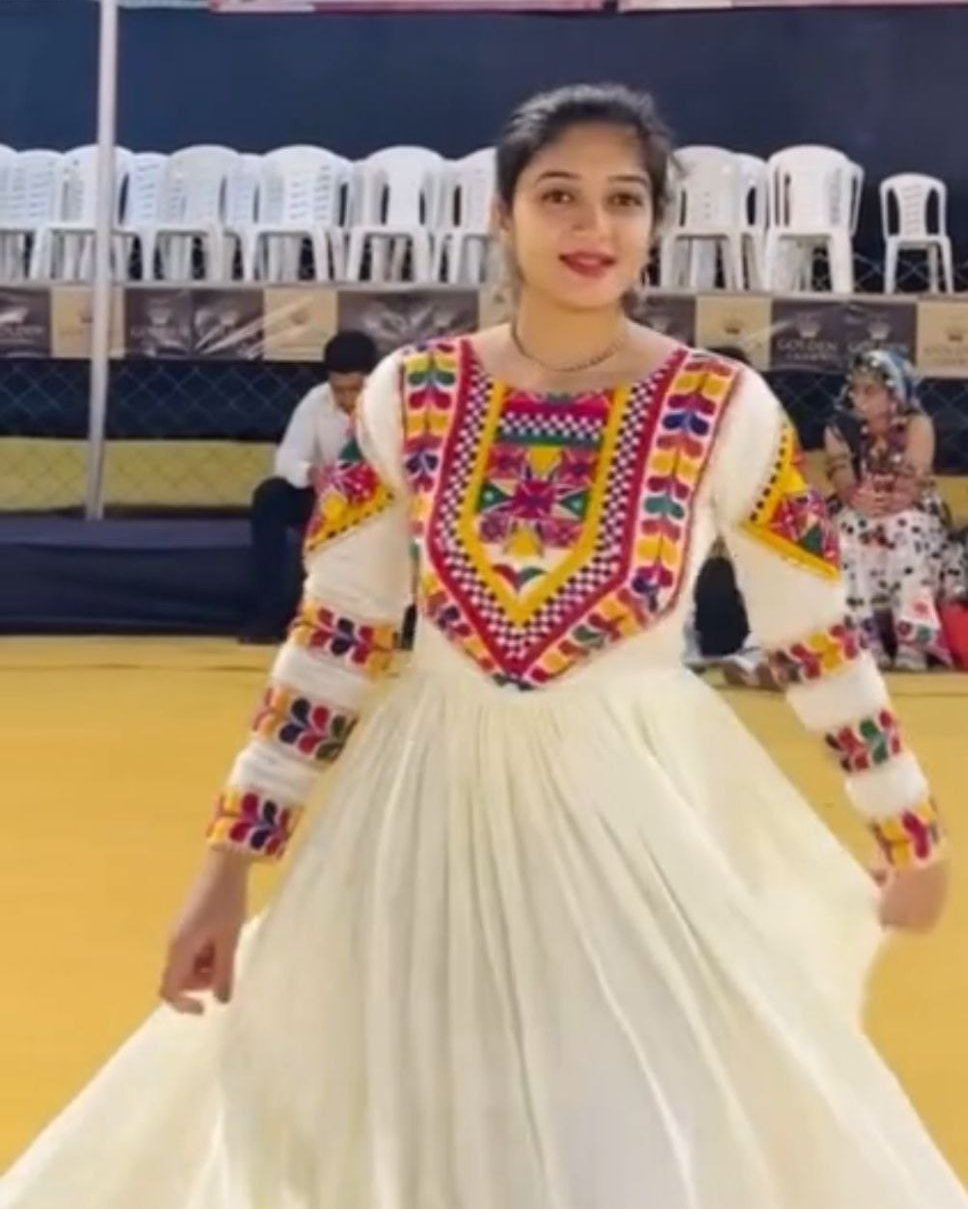 Stunning Gamathi Work Gown