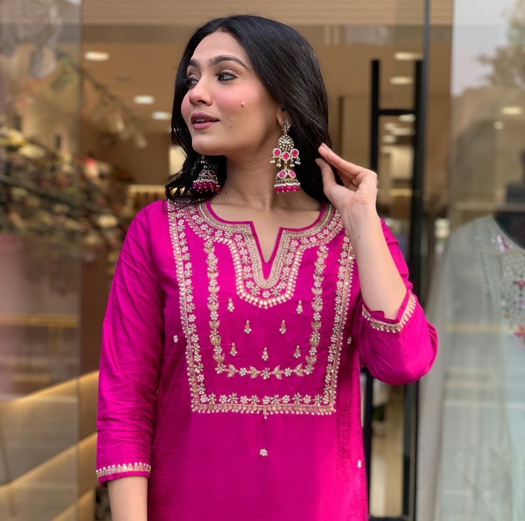 BEUTIFUL HEAVY JANKI PINK CHANDERI SILK FULLY STITCHIED SUIT SET
