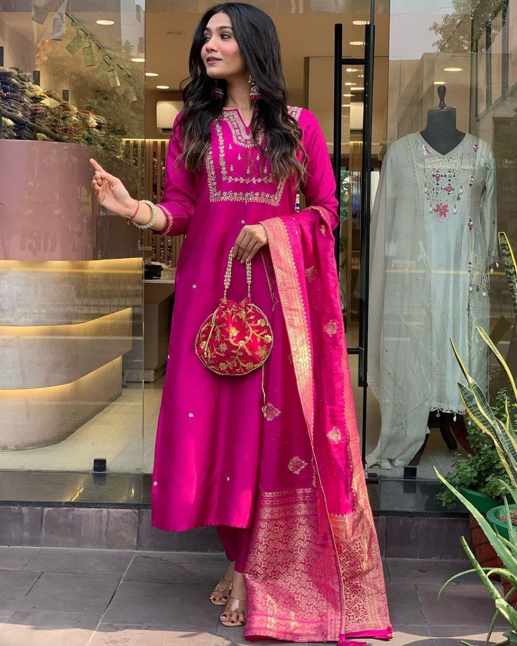 BEUTIFUL HEAVY JANKI PINK CHANDERI SILK FULLY STITCHIED SUIT SET