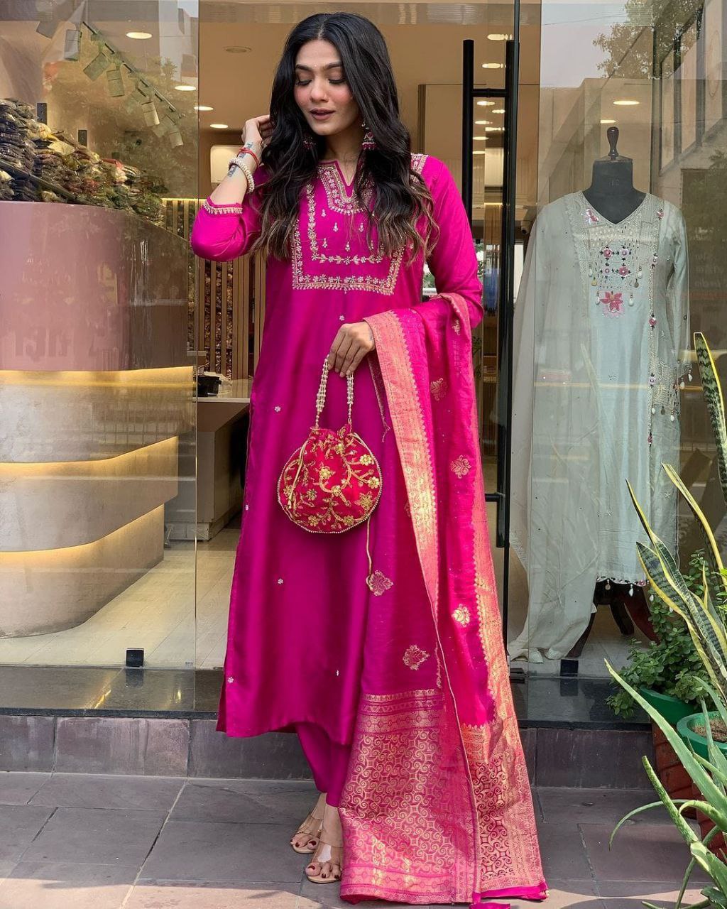 BEUTIFUL HEAVY JANKI PINK CHANDERI SILK FULLY STITCHIED SUIT SET
