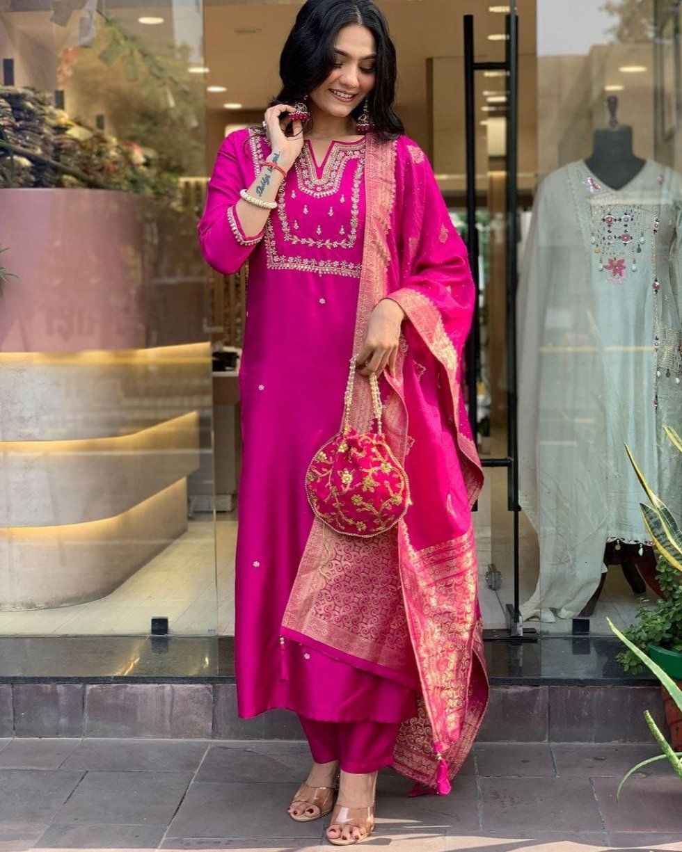 BEUTIFUL HEAVY JANKI PINK CHANDERI SILK FULLY STITCHIED SUIT SET