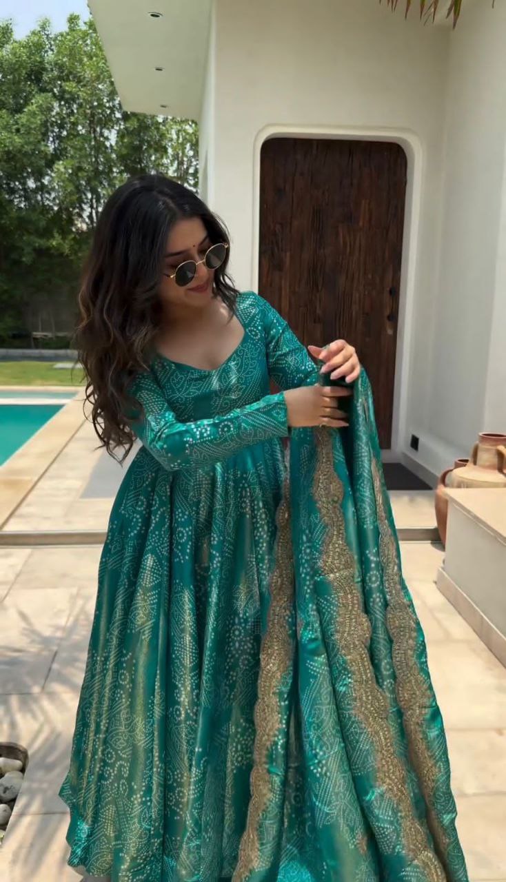 Exquisite Two-Tone Banarasi Silk Anarkali Gown Set with Dupatta & Bottom – Perfect for Festivals & Parties!