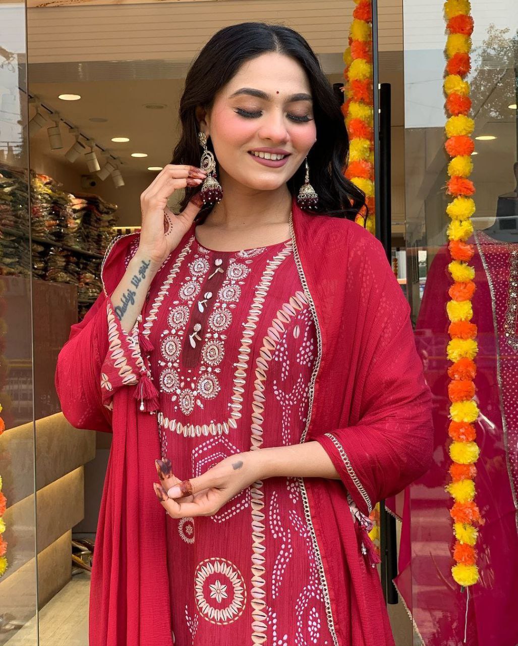Introducing the Shreya Blue/Red Kodi Suit Set – Elegance Meets Tradition ✨👗