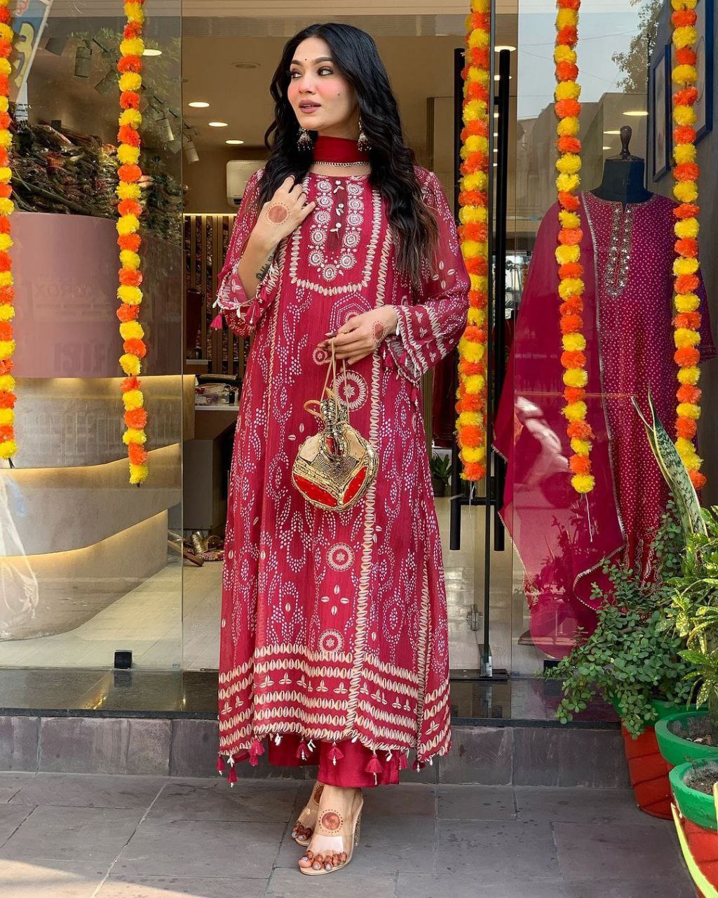 Introducing the Shreya Blue/Red Kodi Suit Set – Elegance Meets Tradition ✨👗