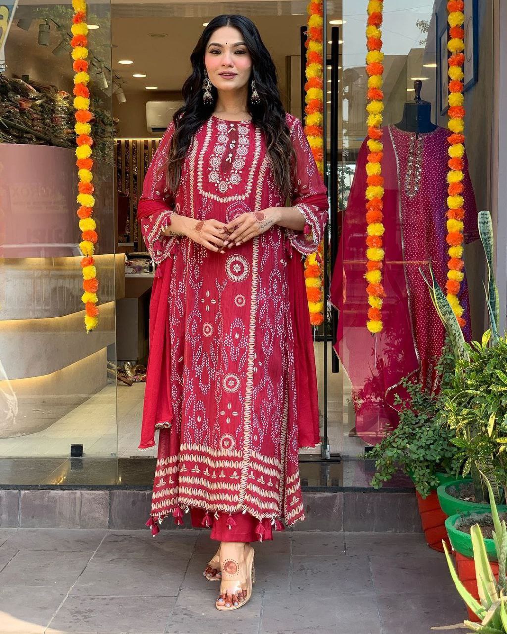Introducing the Shreya Blue/Red Kodi Suit Set – Elegance Meets Tradition ✨👗