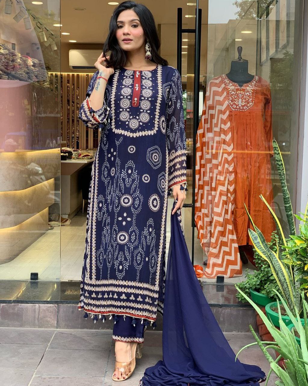 Introducing the Shreya Blue/Red Kodi Suit Set – Elegance Meets Tradition ✨👗