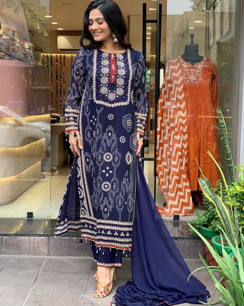 Introducing the Shreya Blue/Red Kodi Suit Set – Elegance Meets Tradition ✨👗