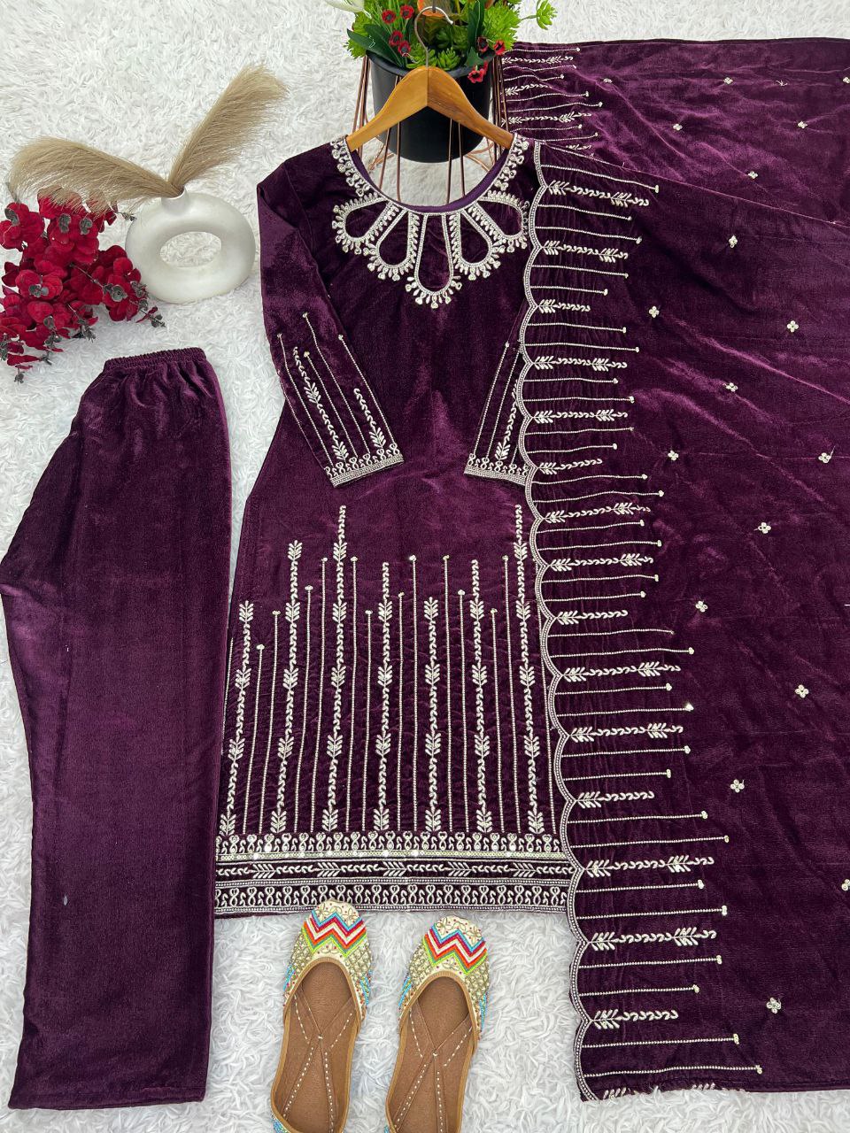 Elevate Your Style with the New Designer Party Wear Look β¨π