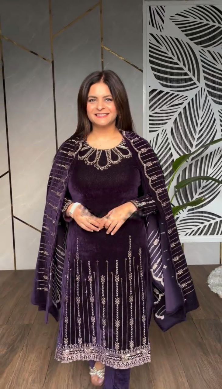 Elevate Your Style with the New Designer Party Wear Look β¨π