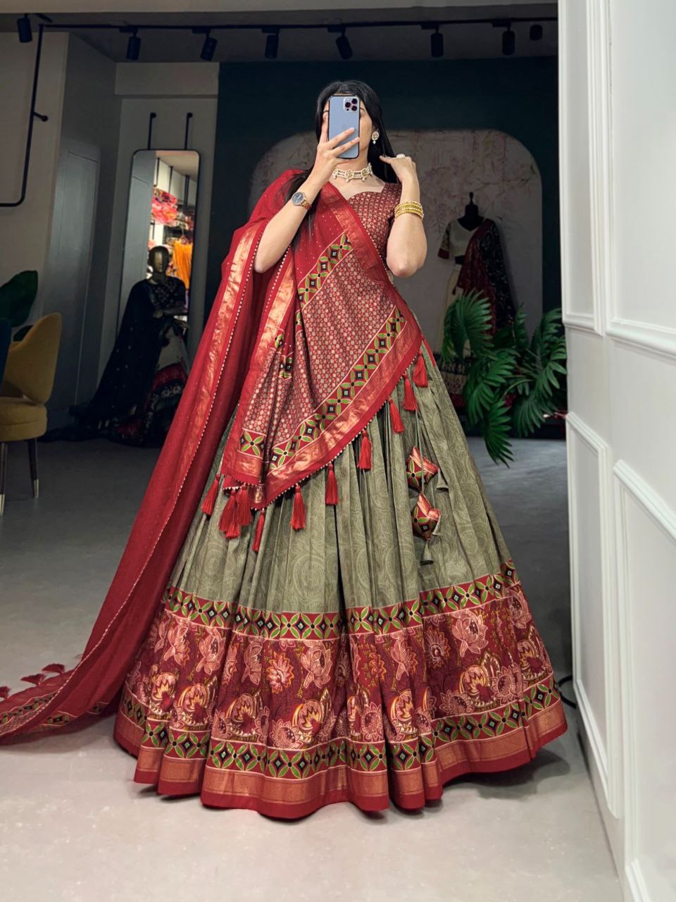Effortless Glamour: Tussar Silk Printed Lehenga Choli for the Modern Diva