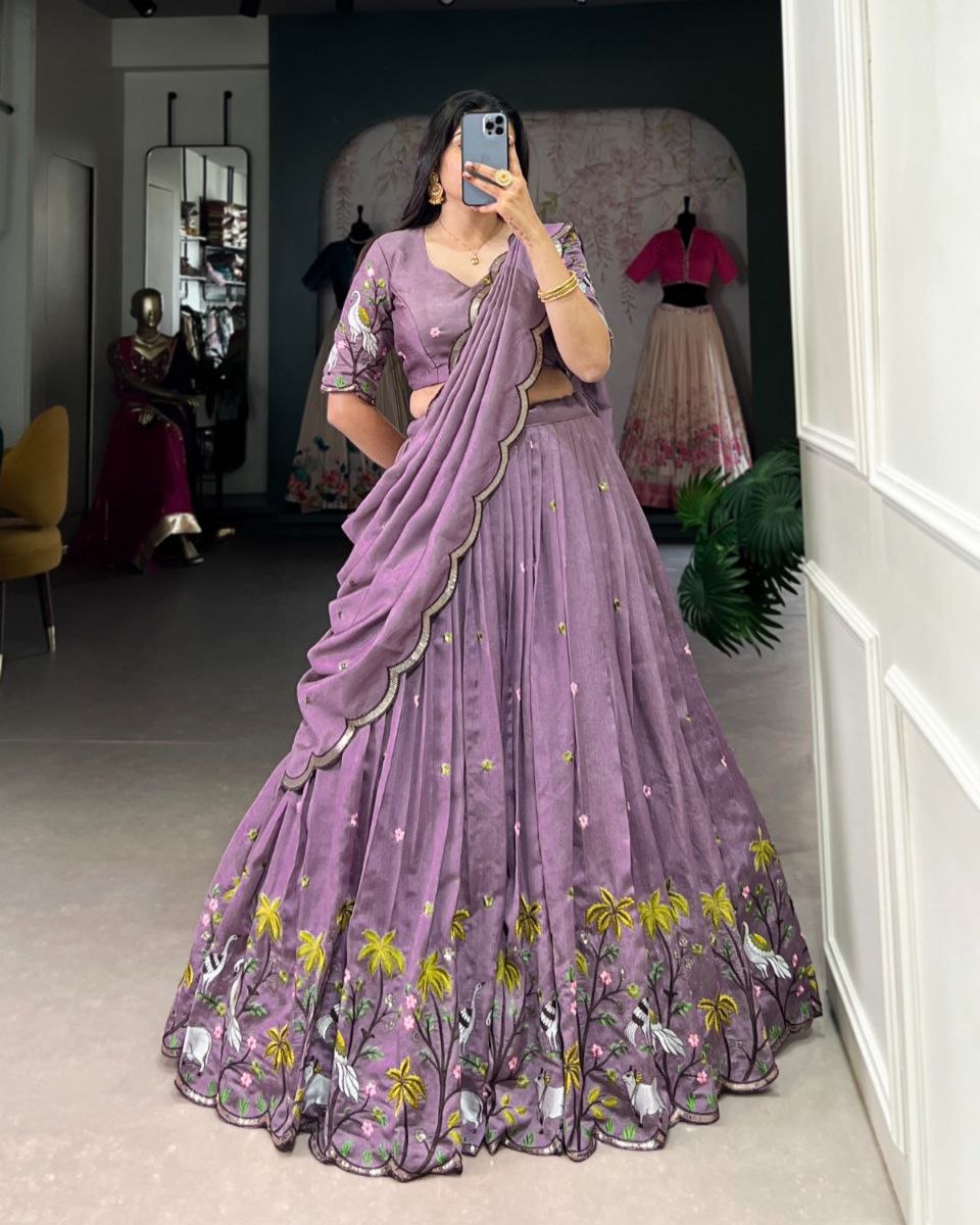 Lavender Elegance: 2025 Wedding Bridesmaid Showstopper Lehenga Set