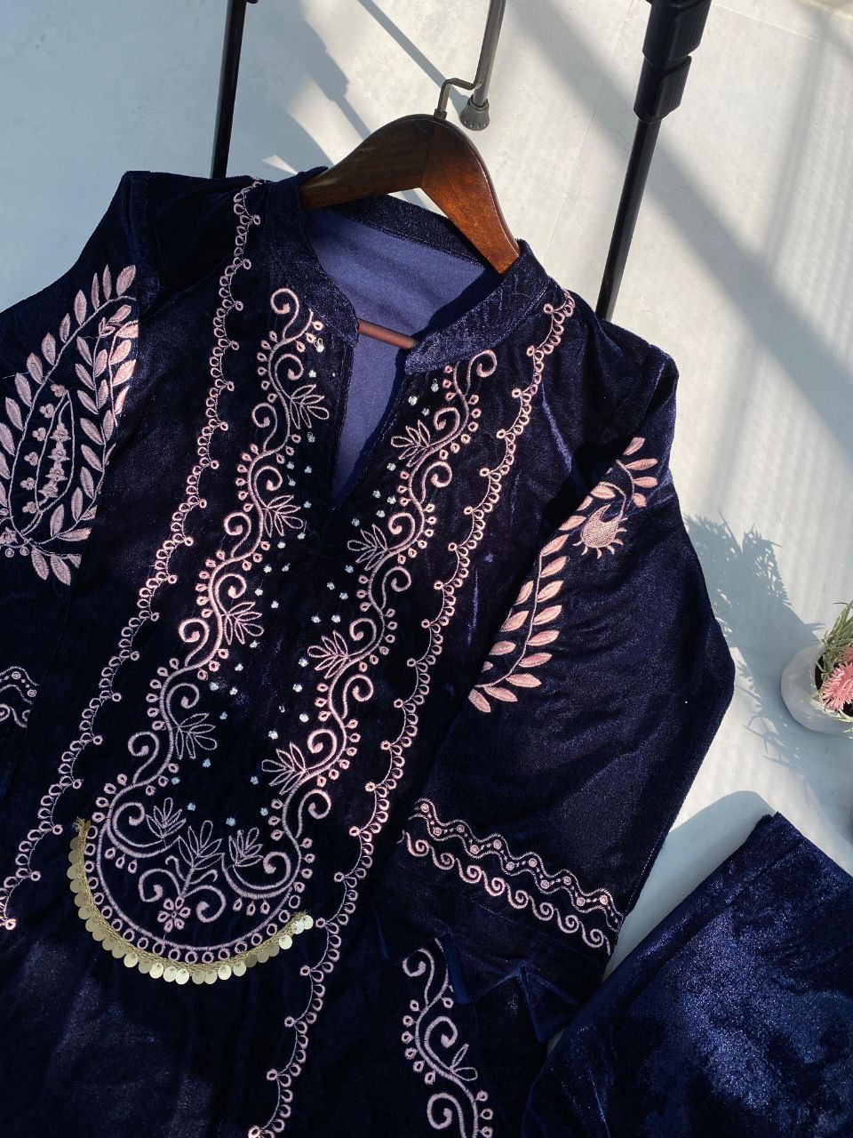 Winter Elegance – Designer Velvet Embroidery Suit with Pocket