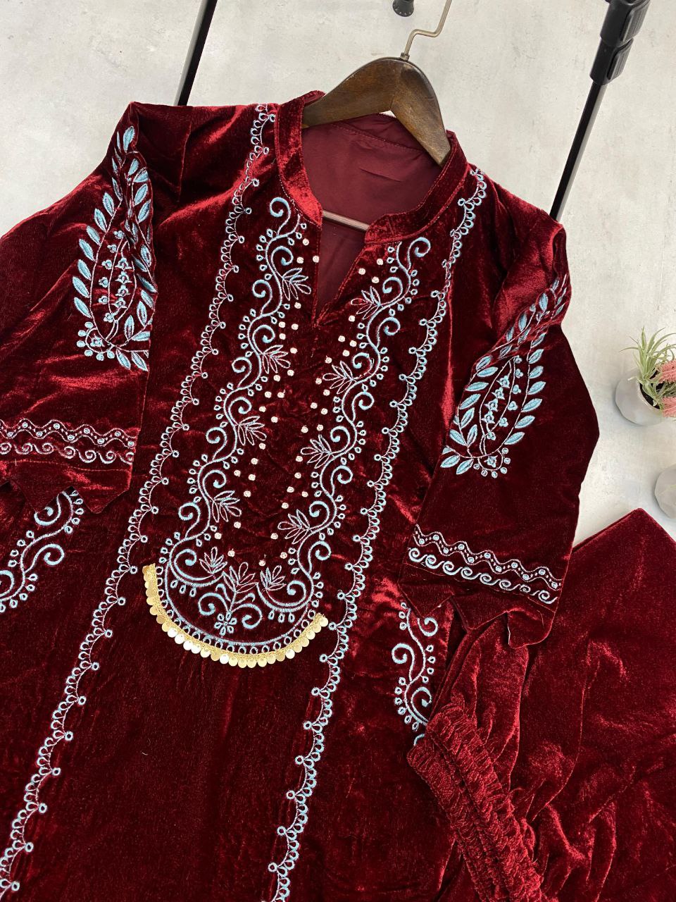 Winter Elegance – Designer Velvet Embroidery Suit with Pocket