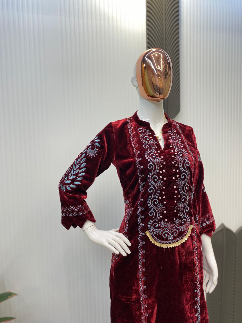 Winter Elegance – Designer Velvet Embroidery Suit with Pocket