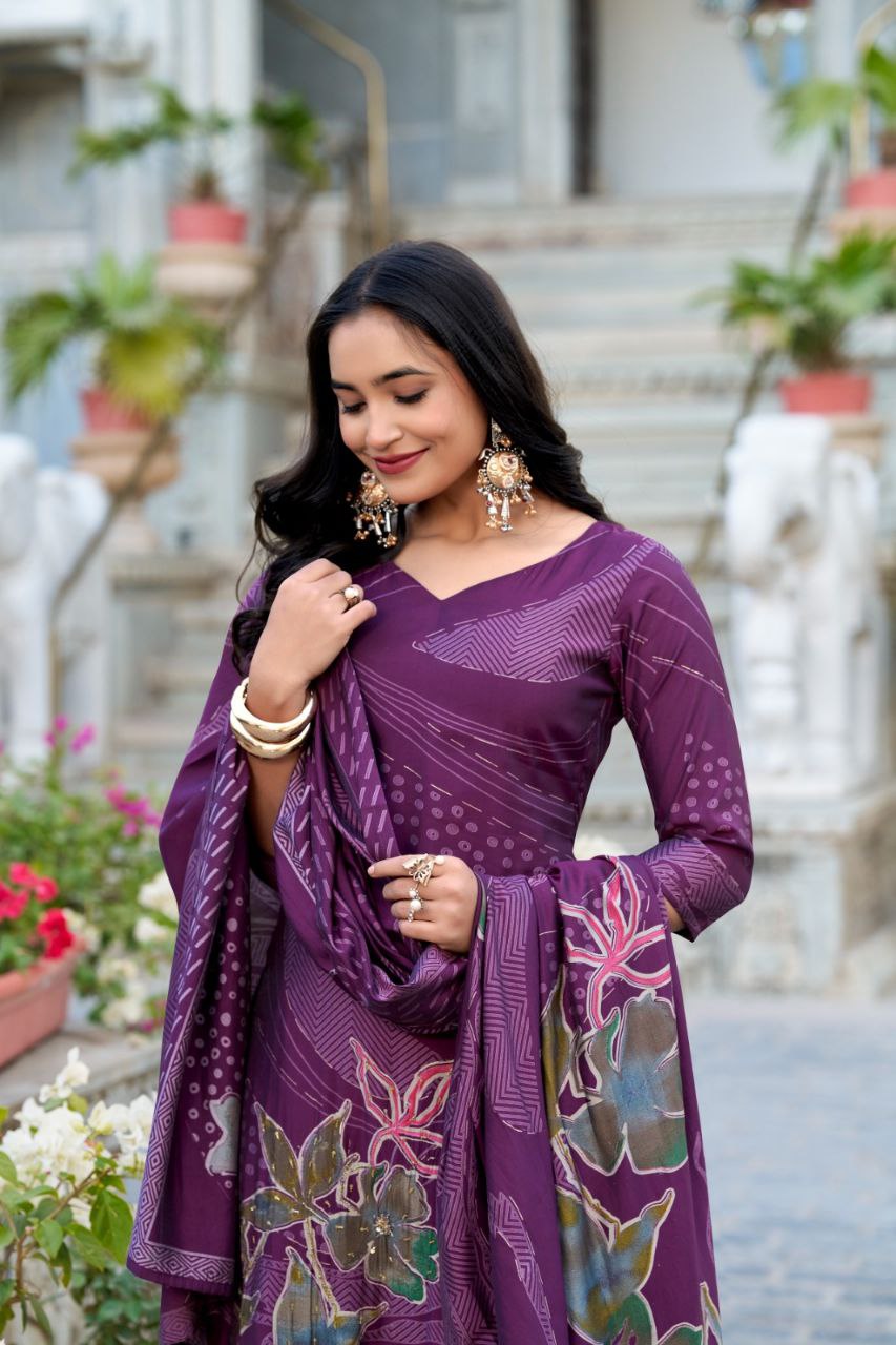 Ethnic Elegance β Stunning Salwar Suit with Beads & Blooms