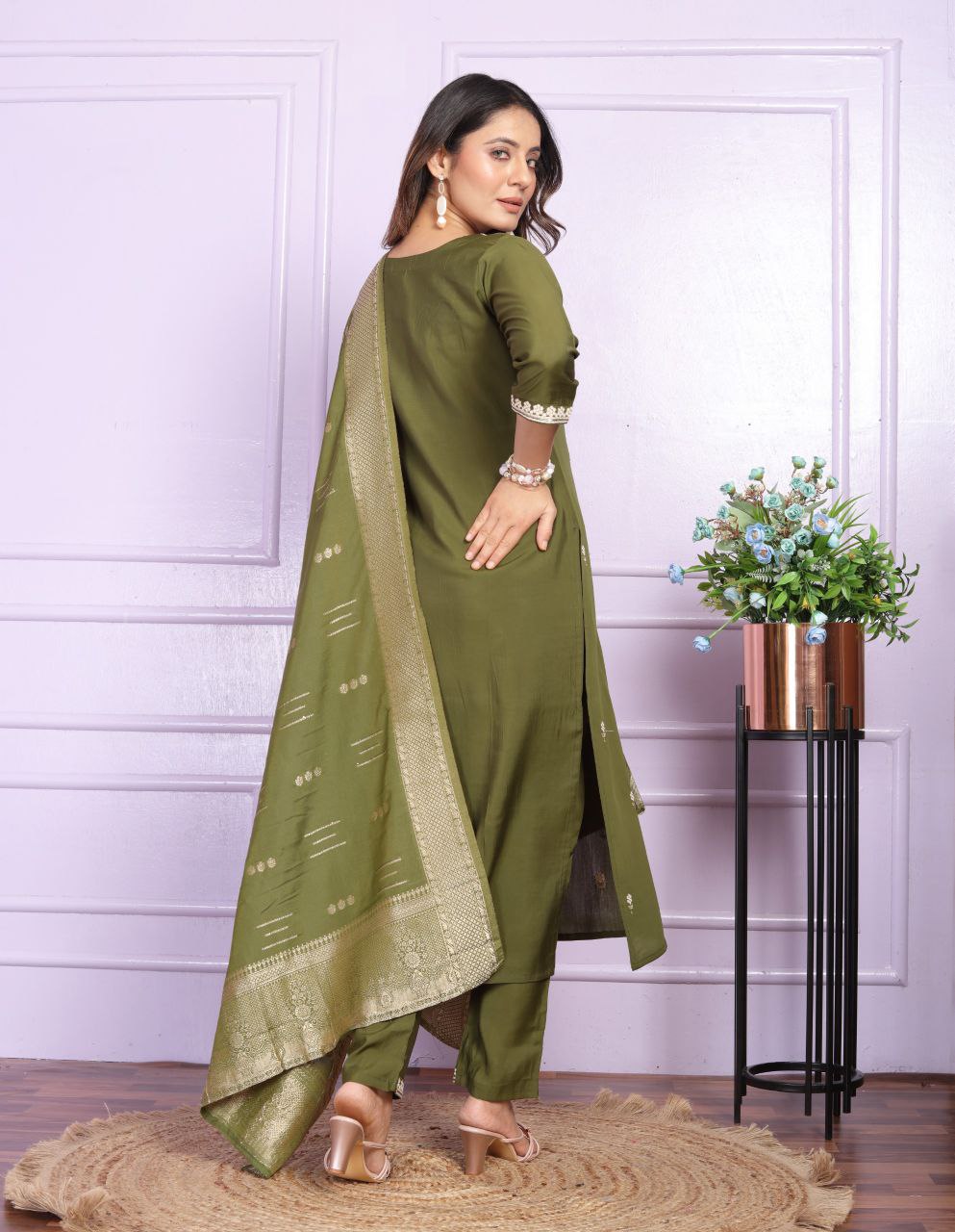 Graceful Kurta Set with Dupatta β Mehndi Green Elegance