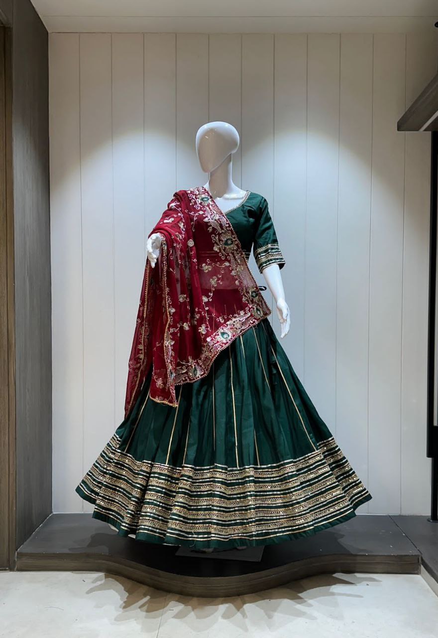 Chandrakala – Premium Roman Silk Chaniya Choli with Heavy Vintage Dupatta