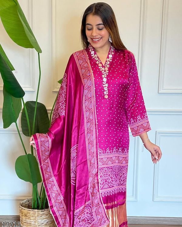 Elegant Chinon Silk Festive Wear Set β Kurti, Pant & Dupatta