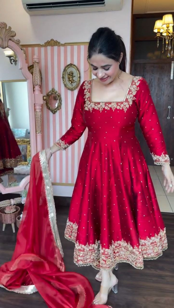 Elegant Party Wear Vichitra Silk Anarkali Gown Set – Embroidery & Sequence Work