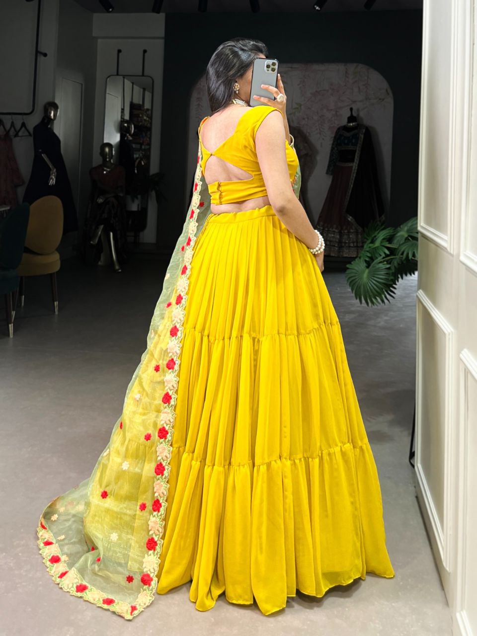 Flowy Georgette Wedding Lehenga Set – 9m Flair