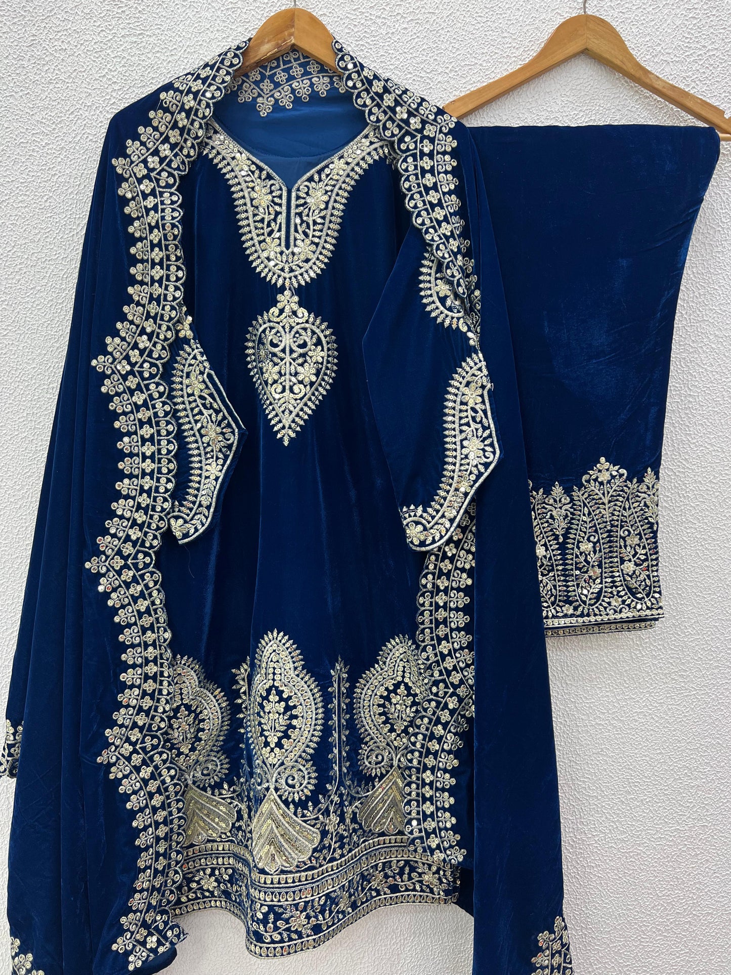 Designer Party Wear Velvet Suit Set – Embroidered Top, Dupatta & Fully Stitched Bottom