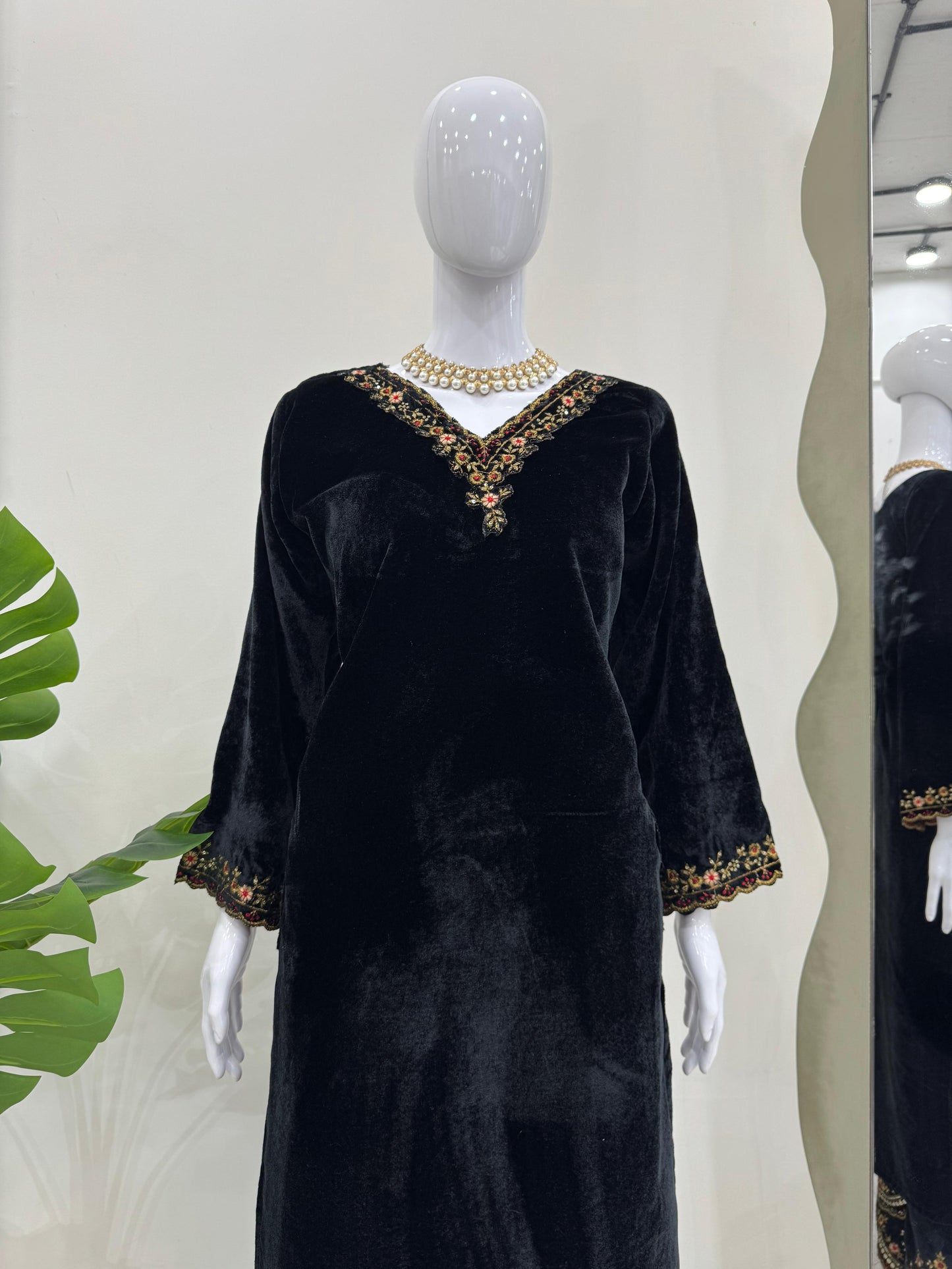 Premium Velvet Suit Set – Embroidered Top with Side Pocket & Fully Stitched Pant