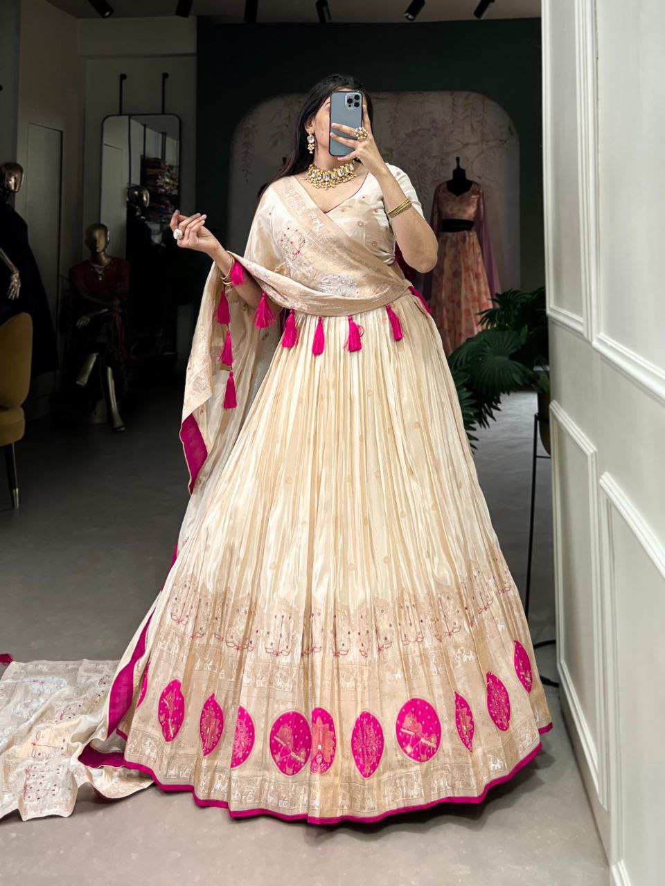 Shimmer Weaving Lehenga Choli with Mirror & Beads Work – Wedding Elegance
