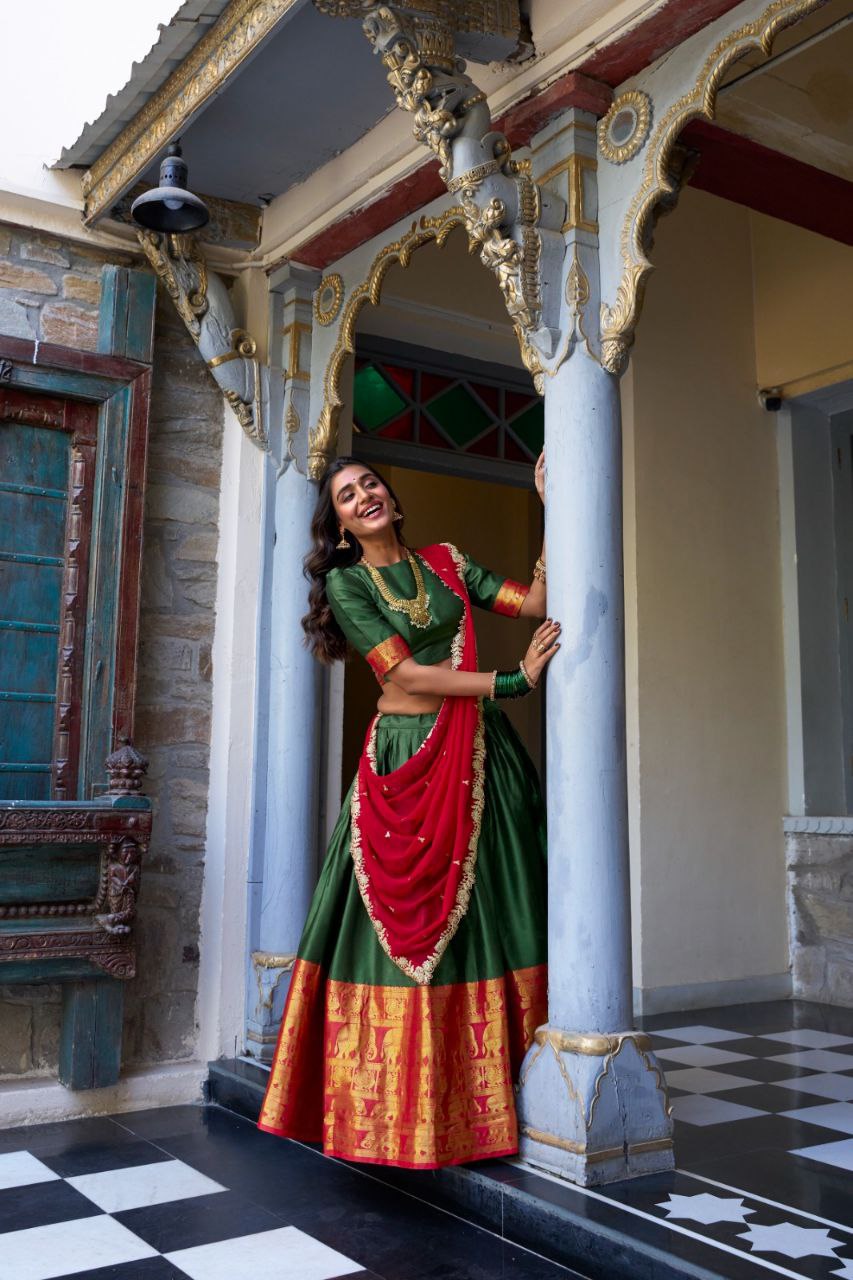 South Indian Elegance: Narayan Pattu Lehenga Choli with Zari Weaving & Sequins Dupatta