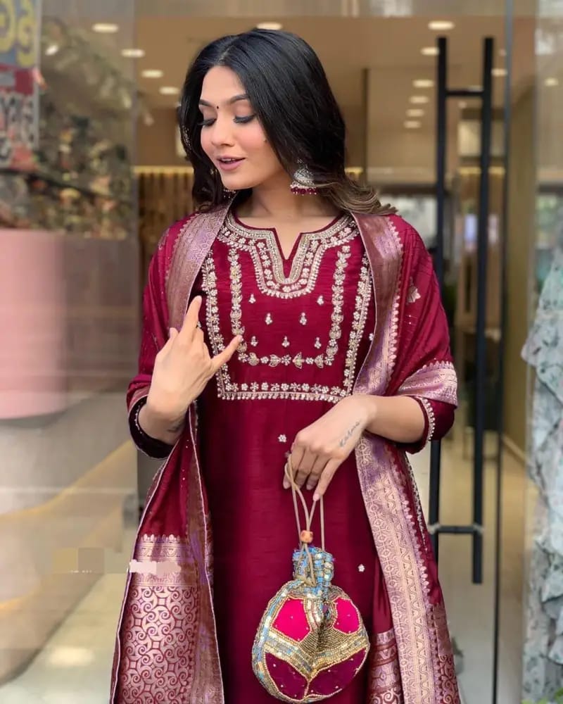 Festival Special: Elegant Reyon Kurti Set with Pant and Latkan Dupatta