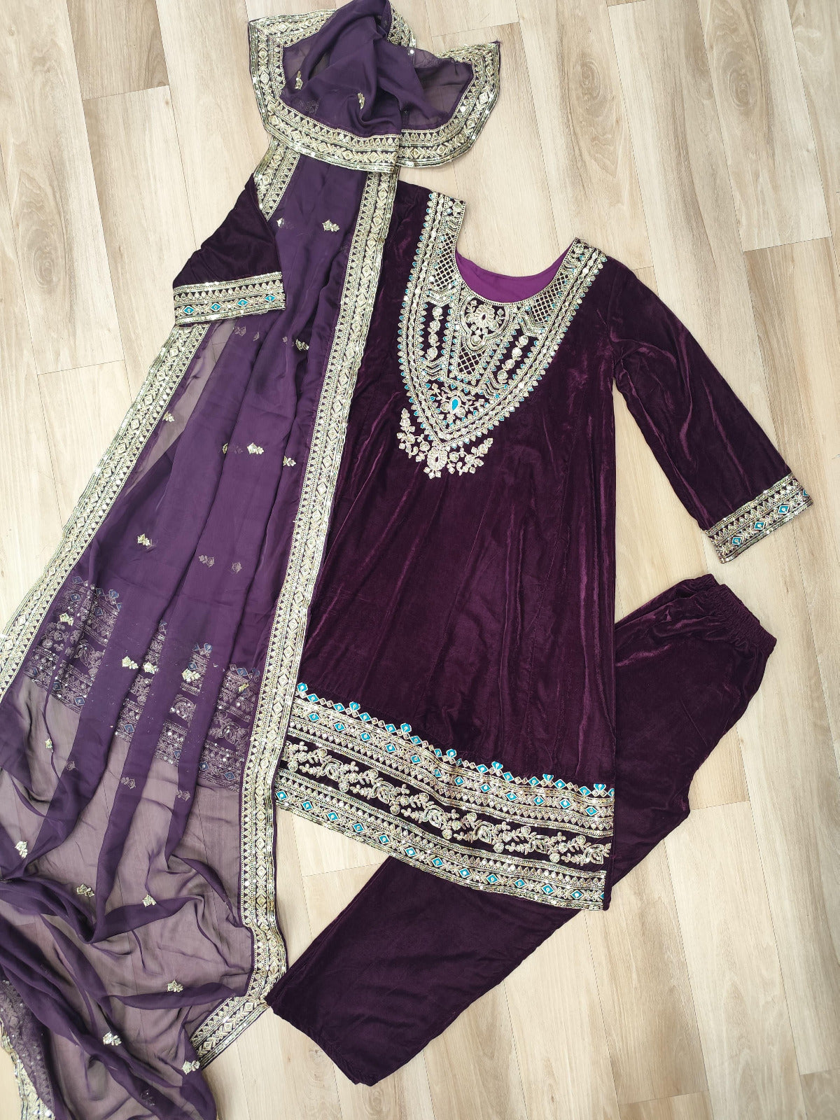 Designer Velvet Top Pant with Tebby Silk Dupatta – Sequins, Zari & Thread Embroidered Set