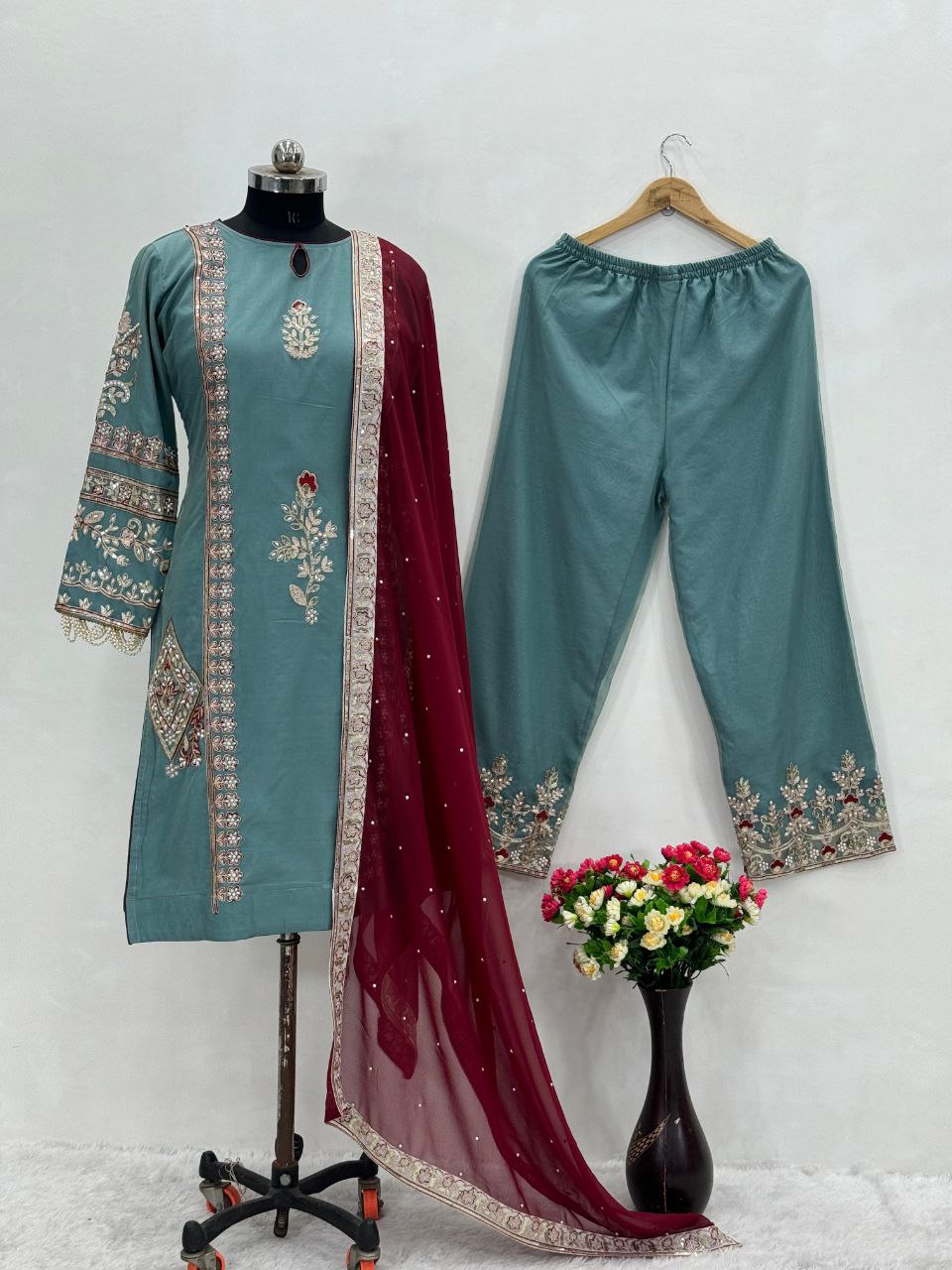 Luxury Pakistani Suit Set with Heavy Handwork & Sequence Embroidery