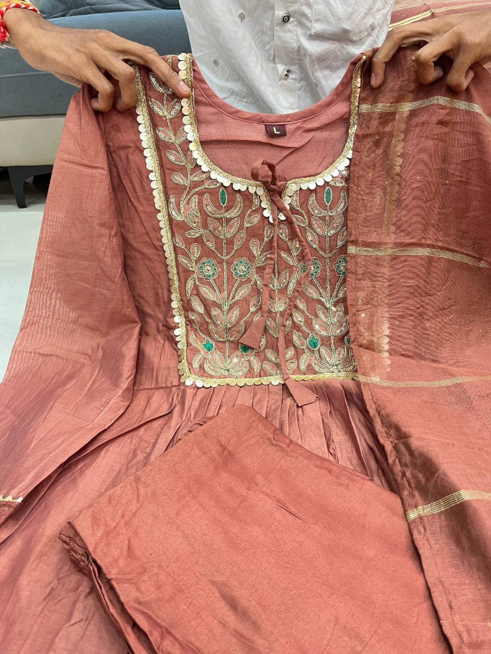 Premium Mul Chanderi Wedding Suit Set – Embroidered Anarkali Kurti with Pant