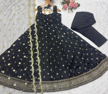 Black Luxurious Silk And Premium Embroidery 3-Piece Anarkali Suit Set