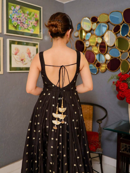 Black Luxurious Silk And Premium Embroidery 3-Piece Anarkali Suit Set