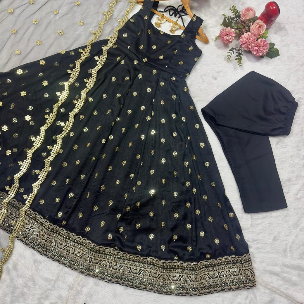 Black Luxurious Silk And Premium Embroidery 3-Piece Anarkali Suit Set