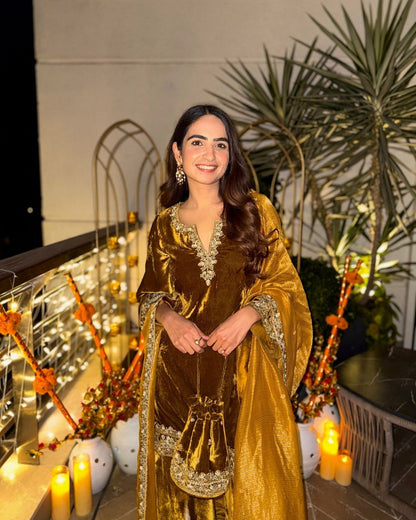 Premium Velvet Kurti & Palazzo Set With Dupatta – Heavy Sequins & Zari Embroidery