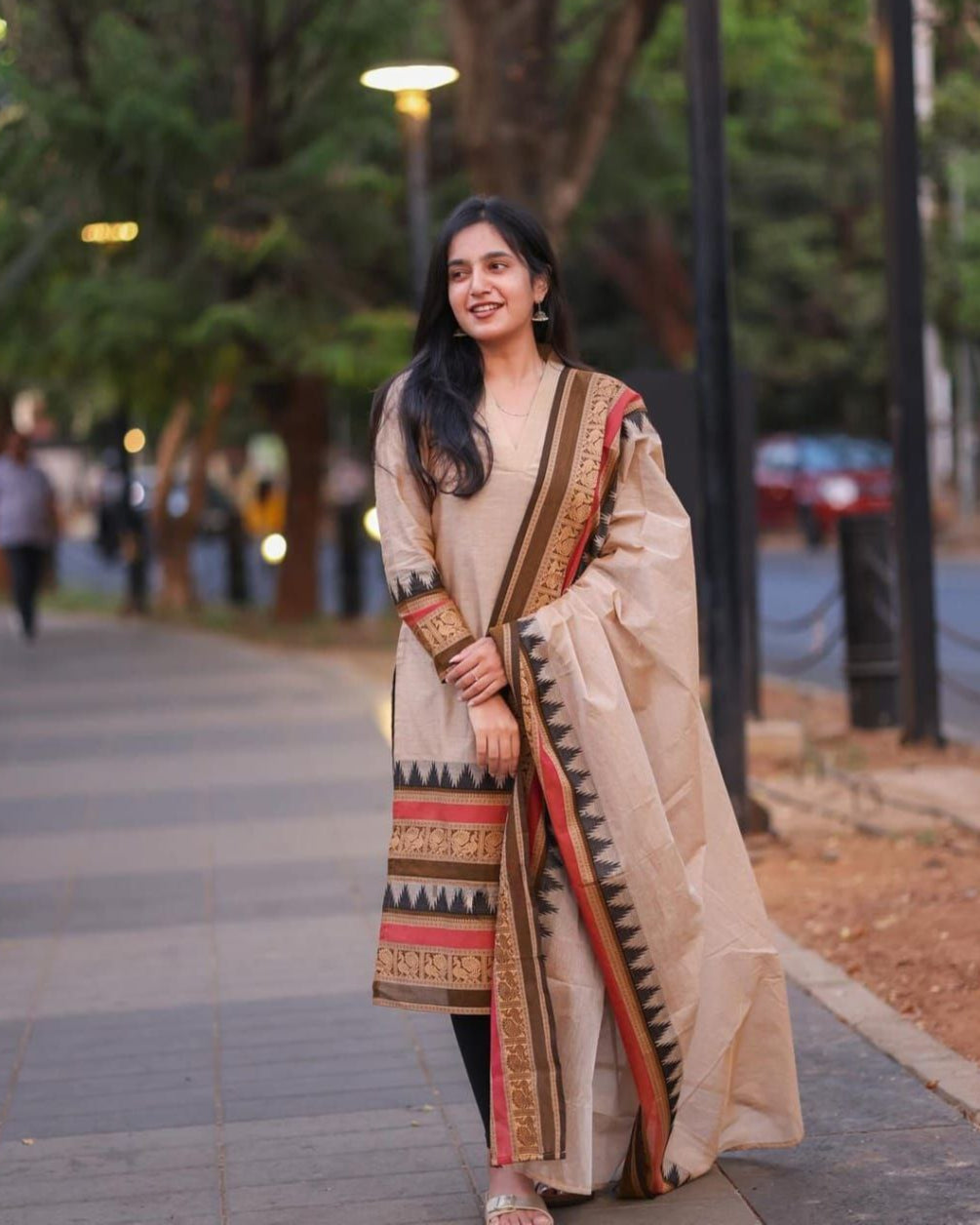 New Arrival: Rasbari Suit Set – Elegance Redefined!