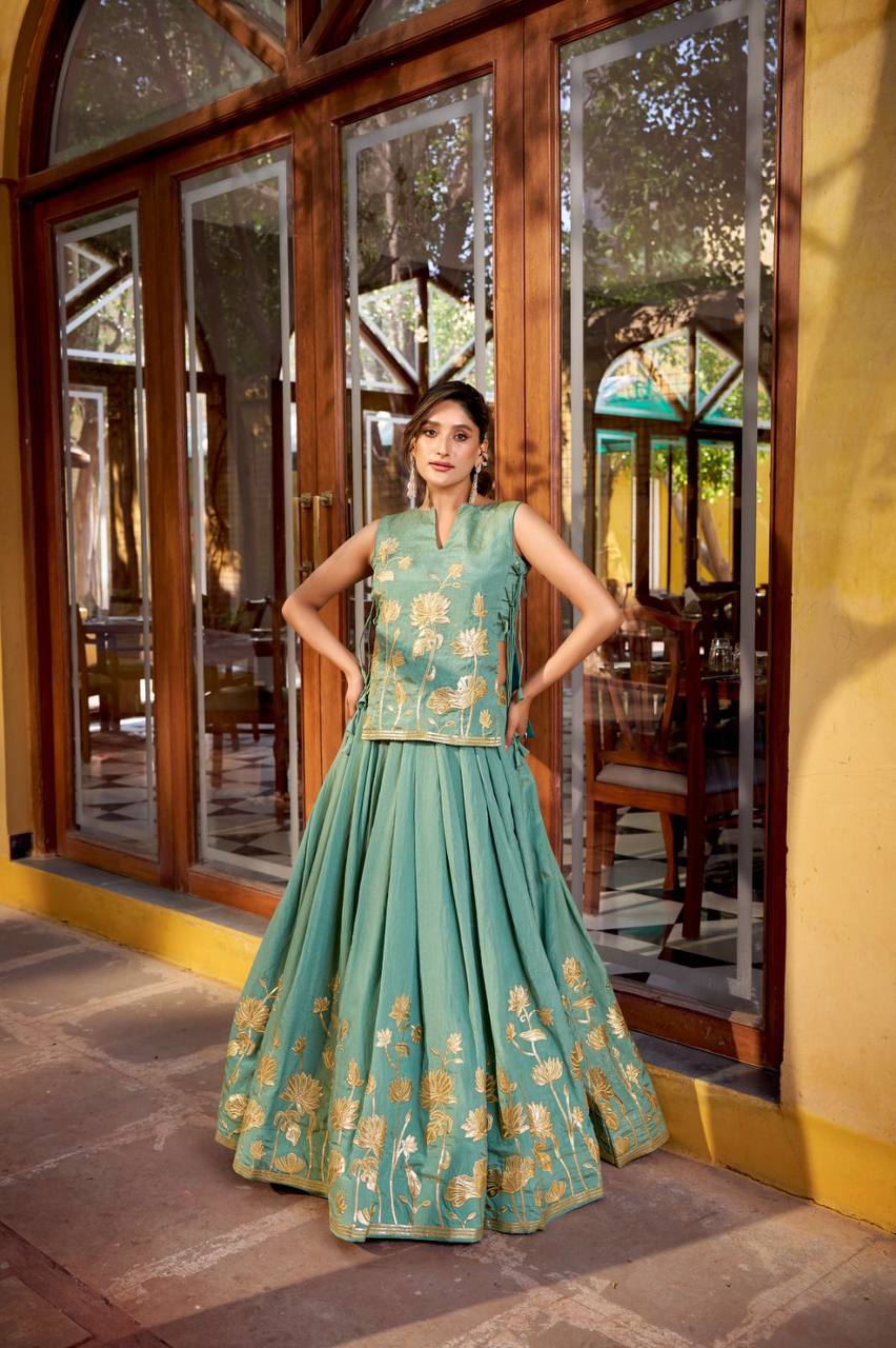 Pure Shimmer Co‑Ord Set – Thread Embroidery with Foil Work Lehenga, Blouse