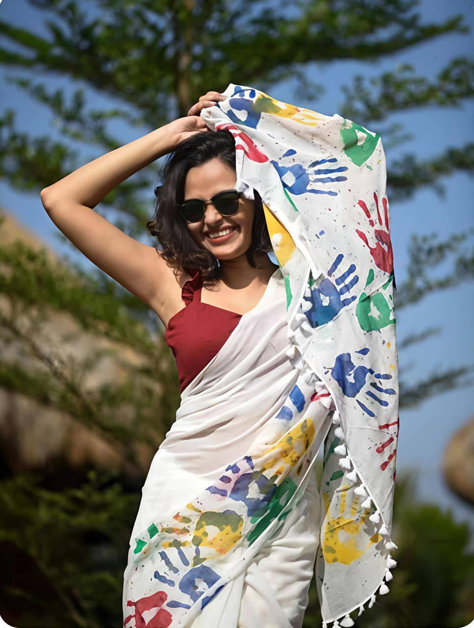 Soft Linen Saree – Digital Print with Banglori Satin Blouse