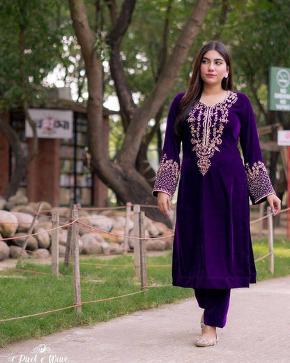 Heavy Velvet Kurta, Pant &amp; Dupatta Set – Sequins Embroidery Work