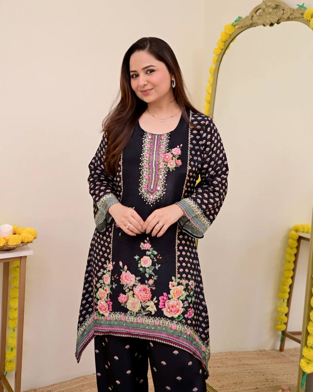 Festive Maslin Co‑Ord Set – Digital Print with Hand Mirror Work