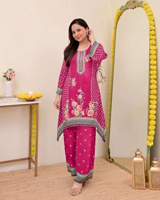 Festive Maslin Co‑Ord Set – Digital Print with Hand Mirror Work