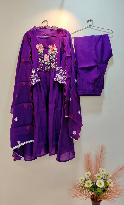 Heavy Mul Chanderi Silk Anarkali Suit Set – Resham Dhaga & Beads Embroidery