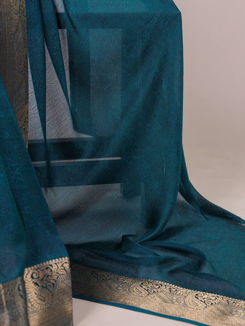 Mass Mello Saree – Lightweight Zari Weaving Work with Matching Blouse